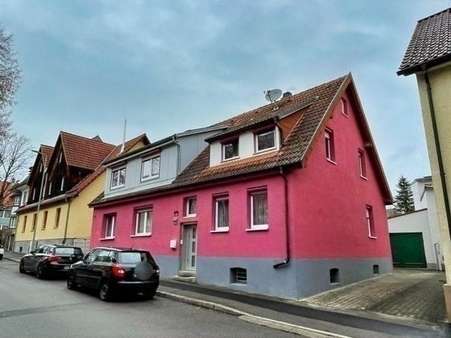 Außenansicht Außenansicht - Einfamilienhaus in 78056 Villingen-Schwenningen mit 215m² kaufen