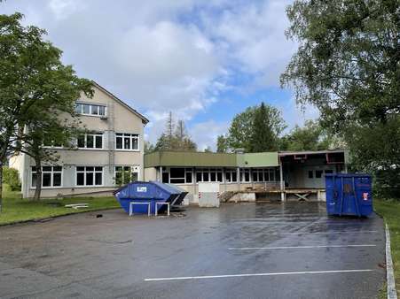 Anlieferung - Produktion in 78089 Unterkirnach mit 3835m² kaufen