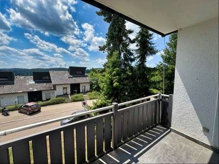 Blick vom Balkon Blick vom Balkon - Erdgeschosswohnung in 78136 Schonach mit 37m² kaufen