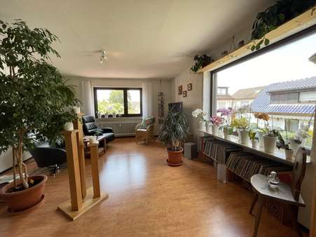 Wohn- Esszimmer (Bild 3) - Etagenwohnung in 78050 Villingen-Schwenningen mit 98m² kaufen