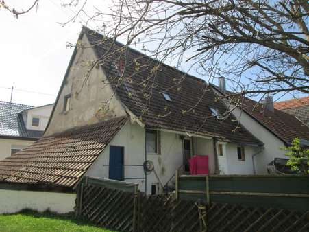 Gebäuderückseite - Einfamilienhaus in 78187 Geisingen mit 133m² kaufen