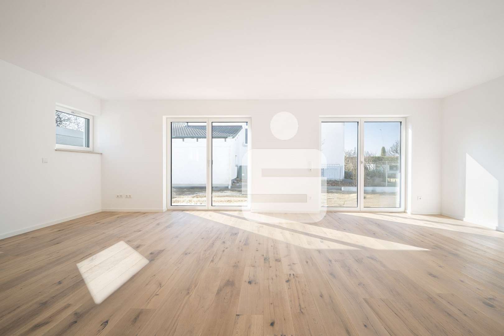sonnendurchfluteter Wohnbereich - Doppelhaushälfte in 85368 Moosburg mit 164m² kaufen