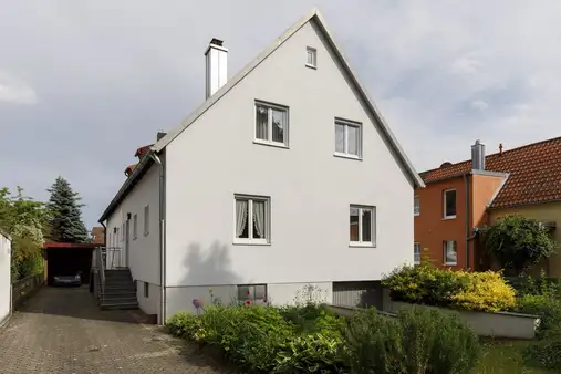 Doppelhaushälfte mit Charme und Charakter
