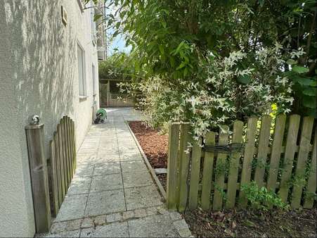 Zuritt in den Garten/Terrasse - Einfamilienhaus in 84048 Mainburg mit 111m² kaufen