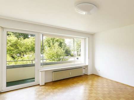 Wohnbereich seitlich Wohnbereich seitlich - Erdgeschosswohnung in 85716 Unterschleißheim mit 34m² kaufen