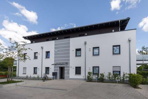 Außenansicht Außenansicht - Penthouse-Wohnung in 85399 Hallbergmoos mit 82m² kaufen