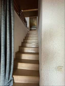 Treppenaufgang Treppenaufgang - Einfamilienhaus in 84104 Rudelzhausen mit 85m² kaufen