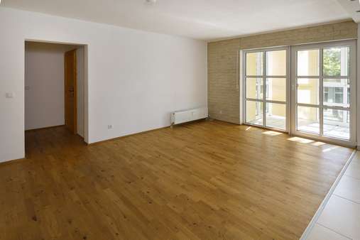 Wohn-Essbereich - Erdgeschosswohnung in 85356 Freising mit 73m² kaufen