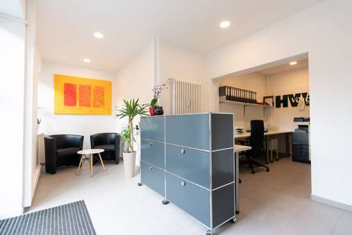 Empfang - Bürohaus in 85375 Neufahrn mit 500m² kaufen