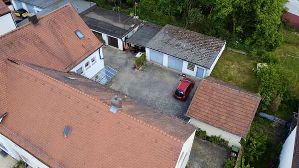 Luftbild Hof - Doppelhaushälfte in 85354 Freising mit 184m² kaufen