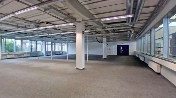 T-Gebäude Erdgeschoss - Sonstige in 85221 Dachau mit 2670m² mieten