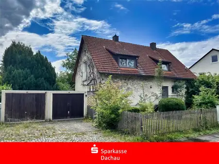 Schönes Grundstück mit super Anbindung!