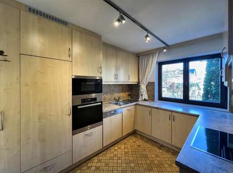 Gepflegte Einbauküche - Reihenmittelhaus in 85247 Schwabhausen mit 145m² kaufen