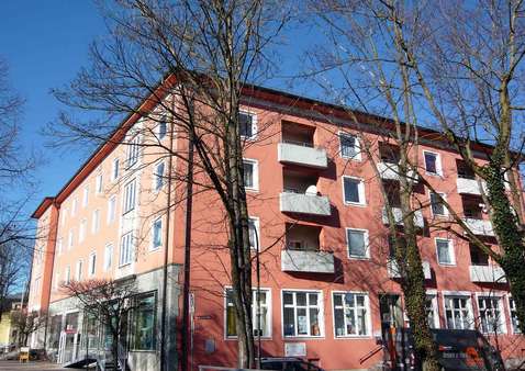 Zentrale Lage Zentrale Lage - Etagenwohnung in 85221 Dachau mit 115m² mieten