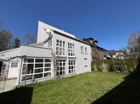 Außenansicht Außenansicht - Zweifamilienhaus in 85221 Dachau mit 175m² kaufen