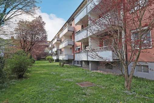 Ruhige Lage in Dachau - Erdgeschosswohnung in 85221 Dachau mit 66m² kaufen