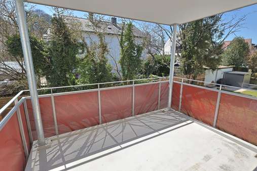 Großer Balkon Richtung Süden Großer Balkon Richtung Süden - Etagenwohnung in 85221 Dachau mit 88m² mieten