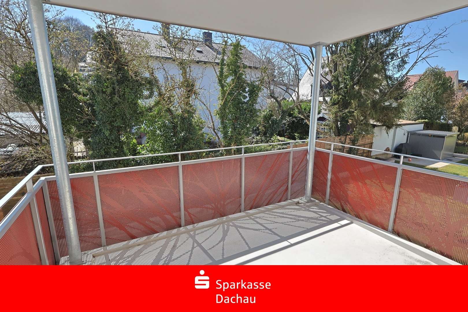 Großer Balkon Richtung Süden Großer Balkon Richtung Süden - Etagenwohnung in 85221 Dachau mit 88m² mieten
