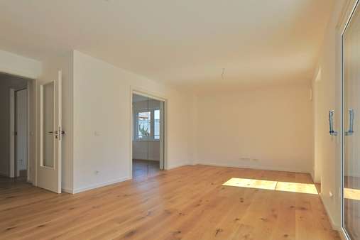 Großzügiger Wohnbereich - Etagenwohnung in 85221 Dachau mit 88m² mieten