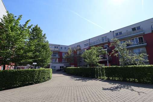Balkonseite - Wohnung in 85221 Dachau mit 76m² kaufen