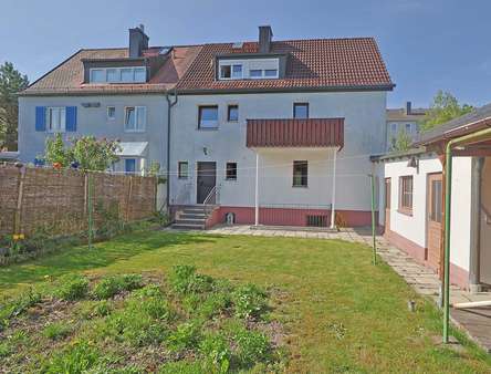 Gartenseite - Mehrfamilienhaus in 85221 Dachau mit 165m² kaufen