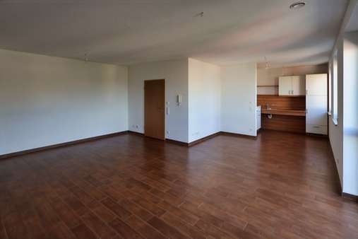 Ihr Wohnzimmer Ihr Wohnzimmer - Etagenwohnung in 85221 Dachau mit 76m² kaufen