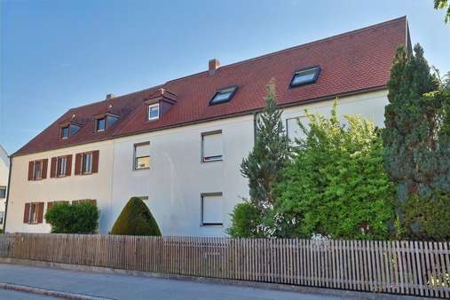 3-Familienhaus 3-Familienhaus - Mehrfamilienhaus in 85221 Dachau mit 240m² kaufen