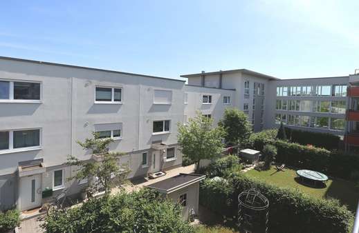 Innenhof Innenhof - Etagenwohnung in 85221 Dachau mit 64m² kaufen