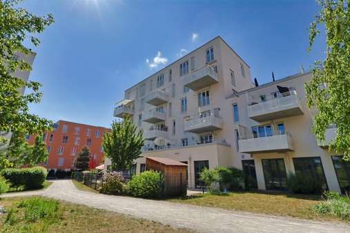 Innenhof Innenhof - Etagenwohnung in 85757 Karlsfeld mit 105m² mieten