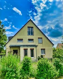 Vorderseite Vorderseite - Doppelhaushälfte in 85247 Schwabhausen mit 136m² kaufen