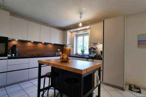Einbauküche Einbauküche - Doppelhaushälfte in 85256 Vierkirchen mit 136m² mieten