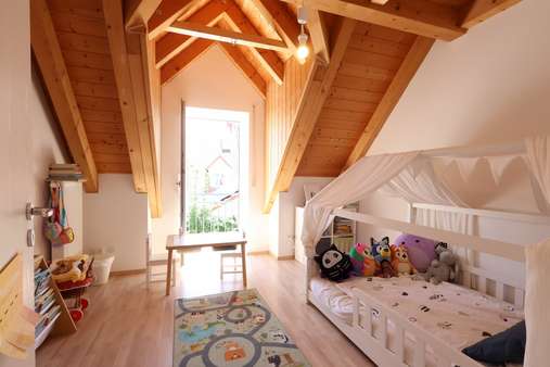 Kinderzimmer Kinderzimmer - Doppelhaushälfte in 85256 Vierkirchen mit 136m² mieten