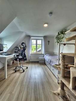 Kinder/- Gäste/- Arbeitszimmer - Dachgeschosswohnung in 85221 Dachau mit 78m² mieten