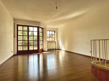 Wohn- und Esszimmer - Erdgeschosswohnung in 85221 Dachau mit 54m² kaufen