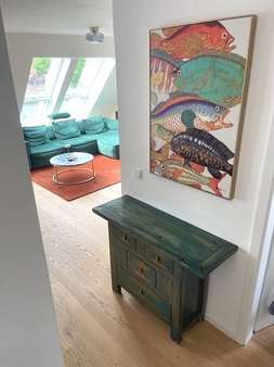 Zugang Wohnbereich - Dachgeschosswohnung in 81247 München mit 142m² mieten
