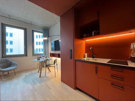 Küche und Wohnbereich - Etagenwohnung in 85221 Dachau mit 18m² kaufen