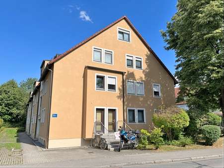 Das Wohn- und Geschäftshaus - Büro in 80999 München mit 121m² kaufen