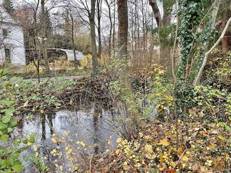 Angrenzender Bachlauf - Grundstück in 85221 Dachau mit 1344m² kaufen