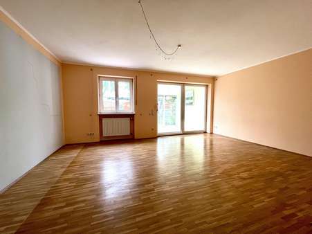 Wohn-/ Esszimmer - Reihenmittelhaus in 85757 Karlsfeld mit 116m² kaufen