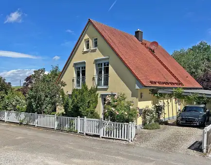 Exklusives Einfamilienhaus - Top Lage					
