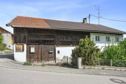 Außenfoto Außenfoto - Landhaus in 84405 Dorfen mit 367m² kaufen