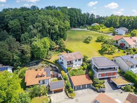 Außenansicht Außenansicht - Zweifamilienhaus in 85461 Bockhorn mit 160m² kaufen