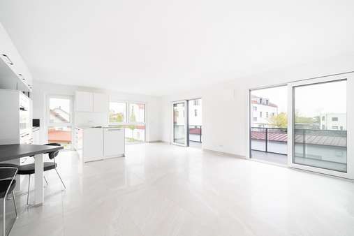 Wohn- und Essbereich Wohn- und Essbereich - Etagenwohnung in 84405 Dorfen mit 77m² kaufen