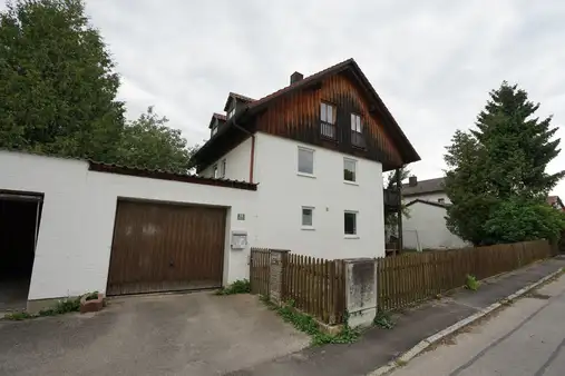 Ideal gelegen - Einfamilienhaus mit enormen Potenzial
