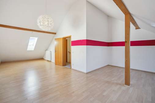 Schlafzimmer - Doppelhaushälfte in 84405 Dorfen mit 151m² kaufen