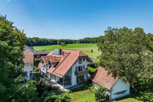 Sonnige Südostansicht - Maisonette-Wohnung in 86919 Utting mit 85m² kaufen