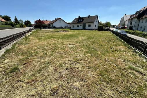 Richtung Süd-Osten - Grundstück in 82278 Althegnenberg mit 665m² kaufen