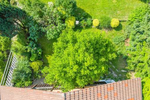 Sonniger Südgarten Sonniger Südgarten - Erdgeschosswohnung in 86923 Finning mit 107m² kaufen