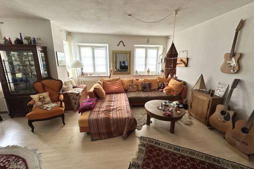 Wohnen Wohnen - Erdgeschosswohnung in 86946 Vilgertshofen mit 100m² kaufen
