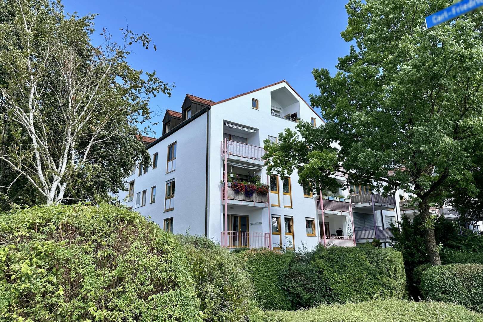 Wohnhaus von Westen Wohnhaus von Westen - Etagenwohnung in 86899 Landsberg mit 75m² kaufen